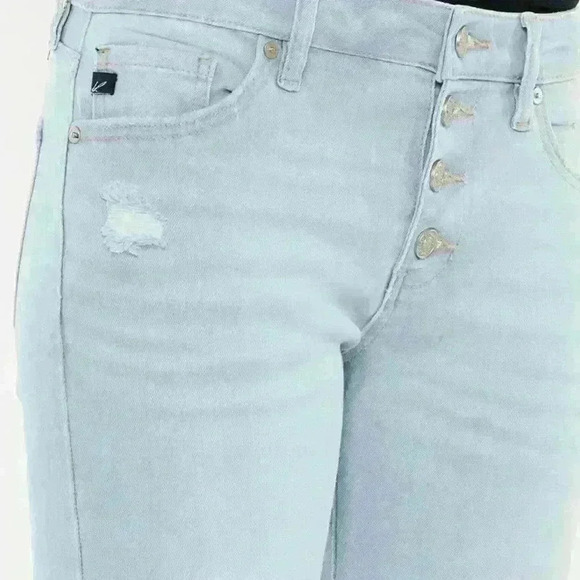 Kancan Mid-Rise Petite Flare Lightwash Lightly Distressed Button-Fly Petite Sz 5 - Picture 2 of 13